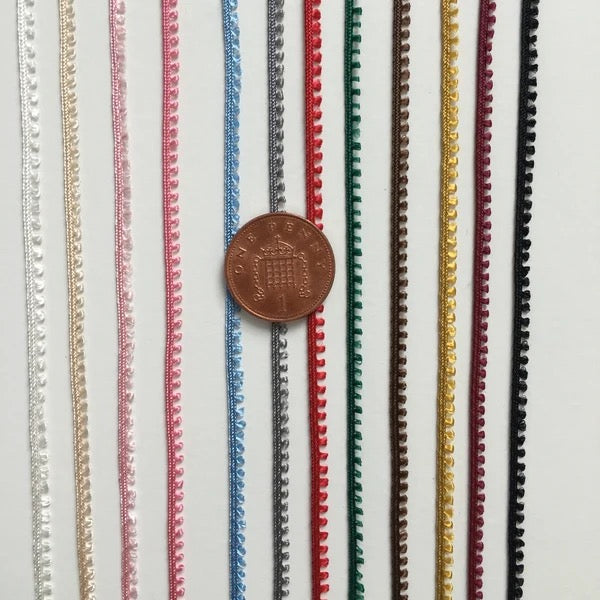 Picot braids, Red