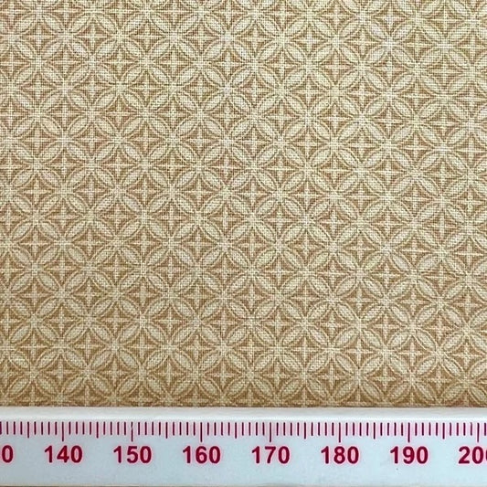 Cream circle pattern on cream cotton (fat quarter)