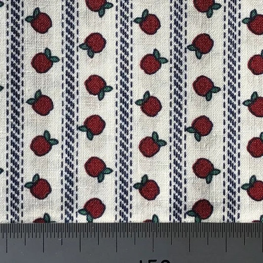 Apples on white cotton (fat quarter)