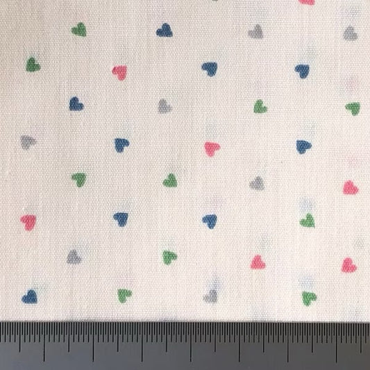 Multi-coloured hearts on cream Fat quarter