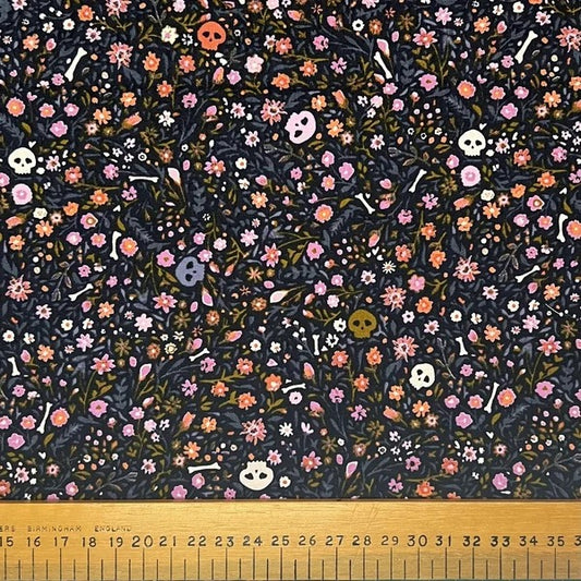 Flowers and skulls on a dark cotton (fat quarter)