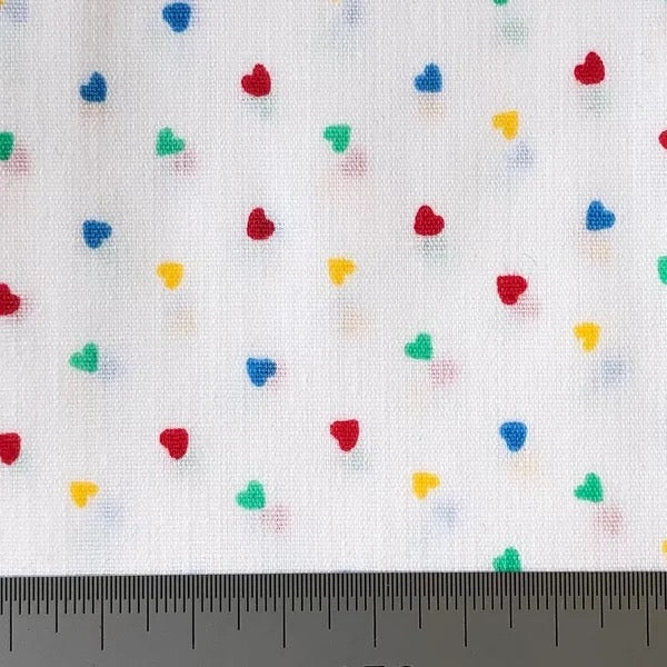 Multi-coloured hearts on white Fat quarter